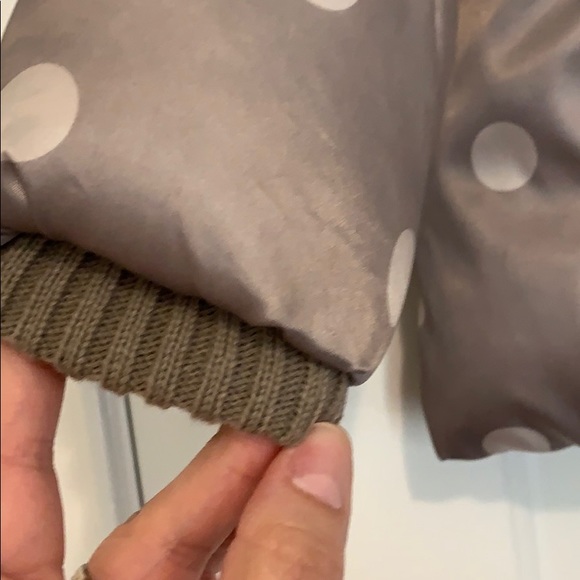 Old Navy puffer jacket - Picture 4 of 8